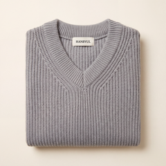 FW26 Essential V Neck Grey