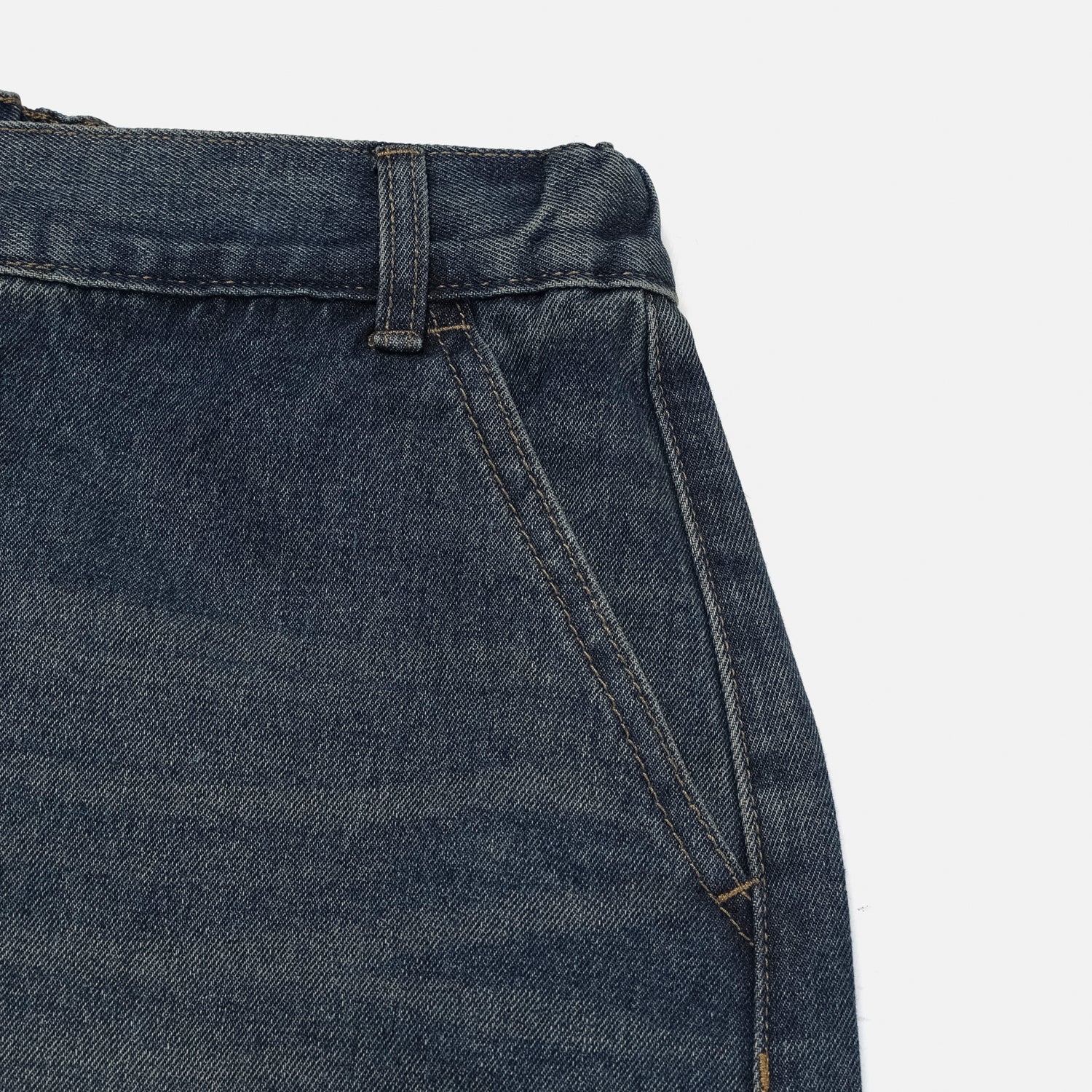 Oil Washed Bermuda Dark Denim Shorts 002