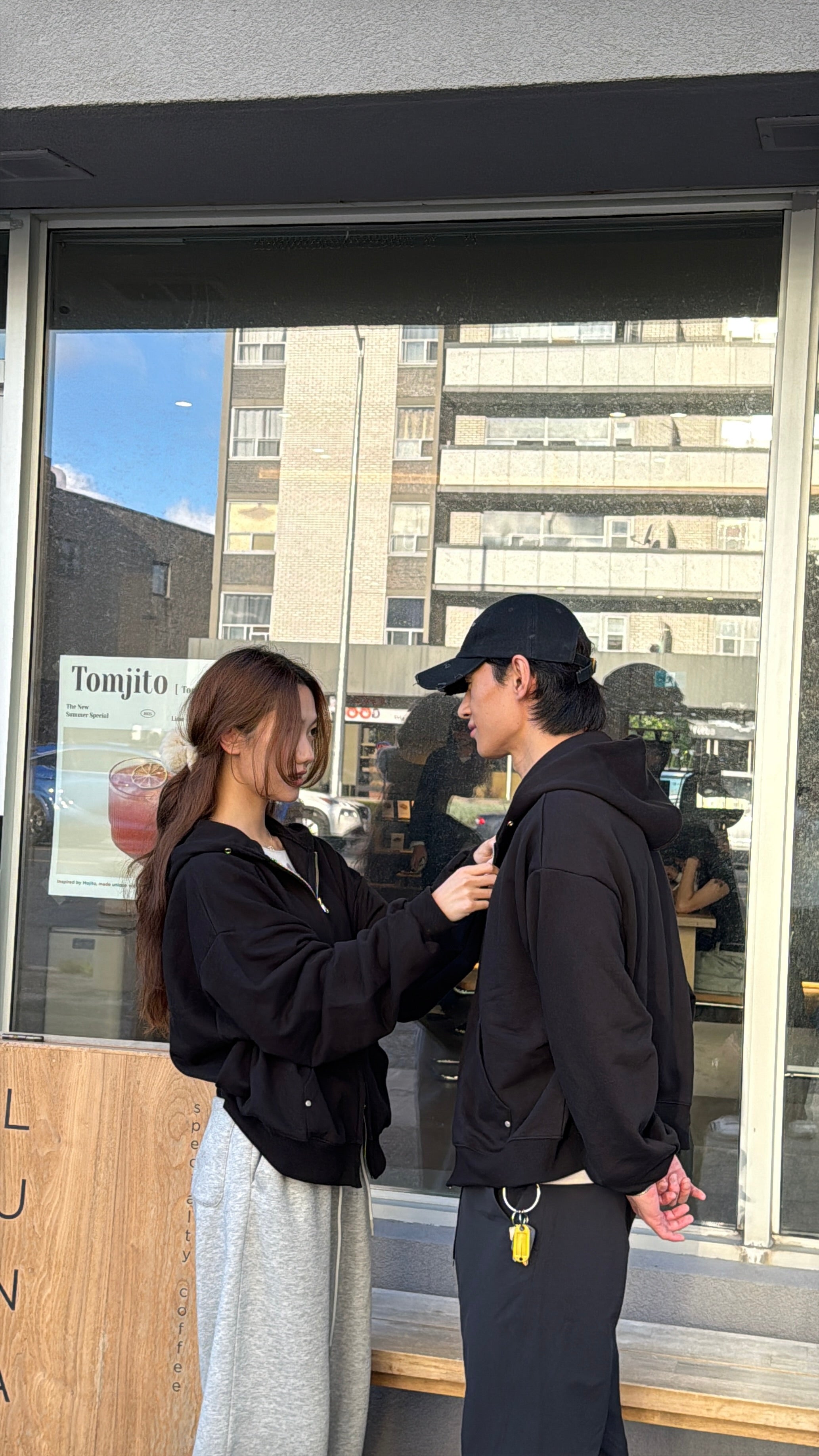 Black Oversized Hoodie Zip up 001