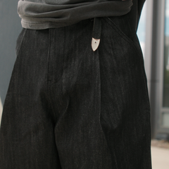 Bermuda Raw Black Denim Shorts 001