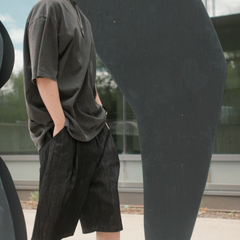 Bermuda Raw Black Denim Shorts 001